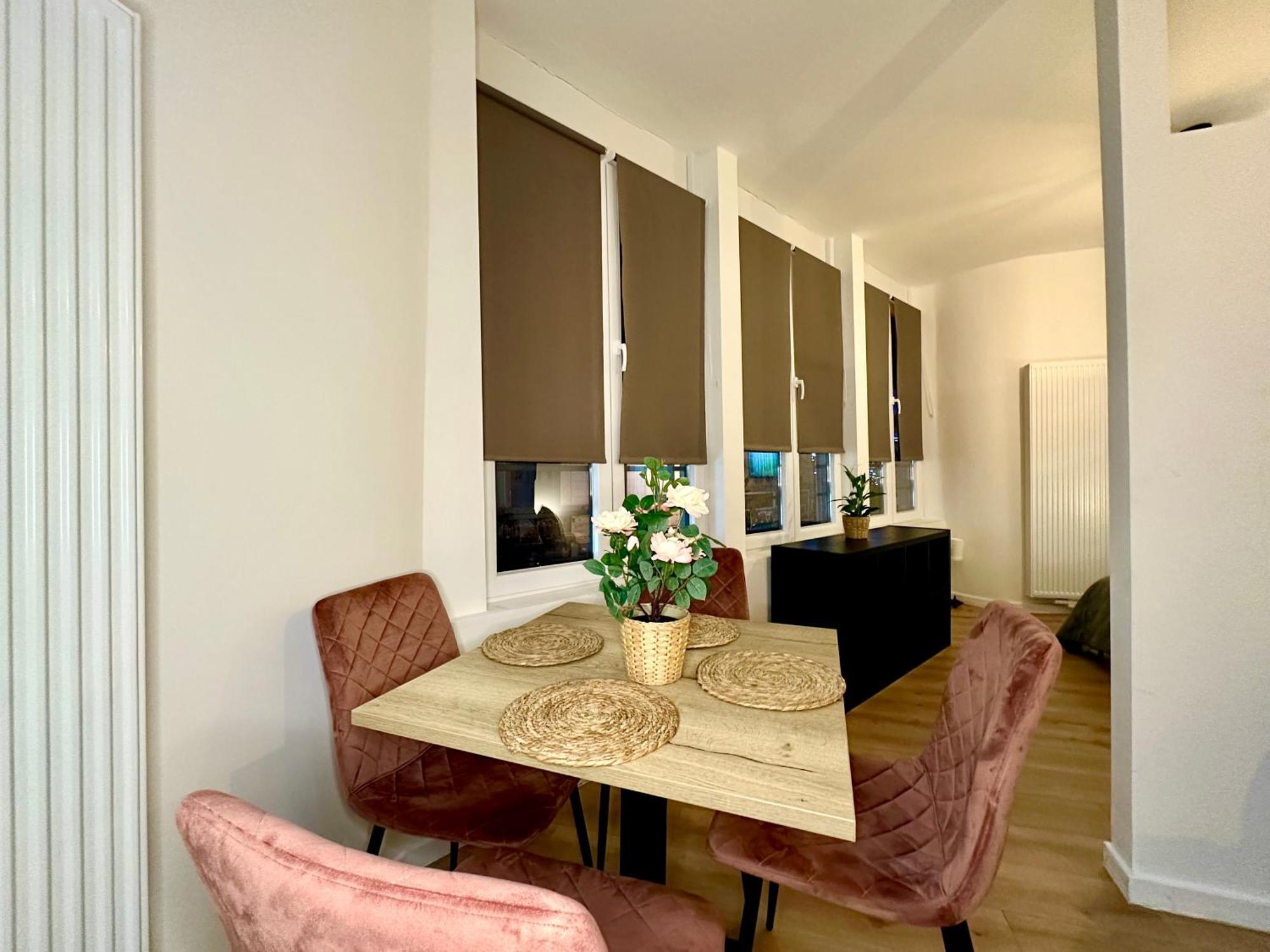 Luxury Suites Mons By Rikas Hotels Exterior photo