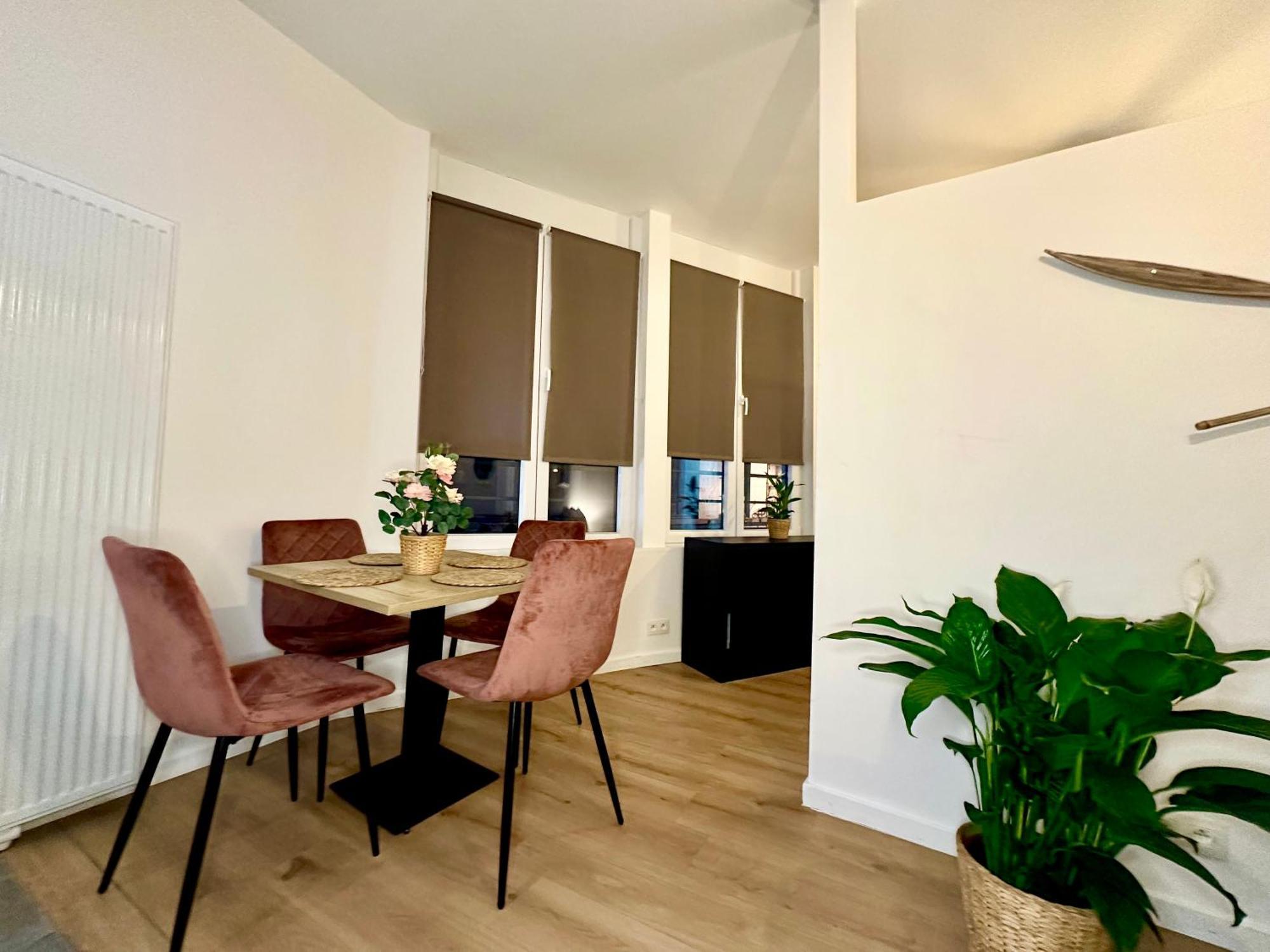 Luxury Suites Mons By Rikas Hotels Exterior photo