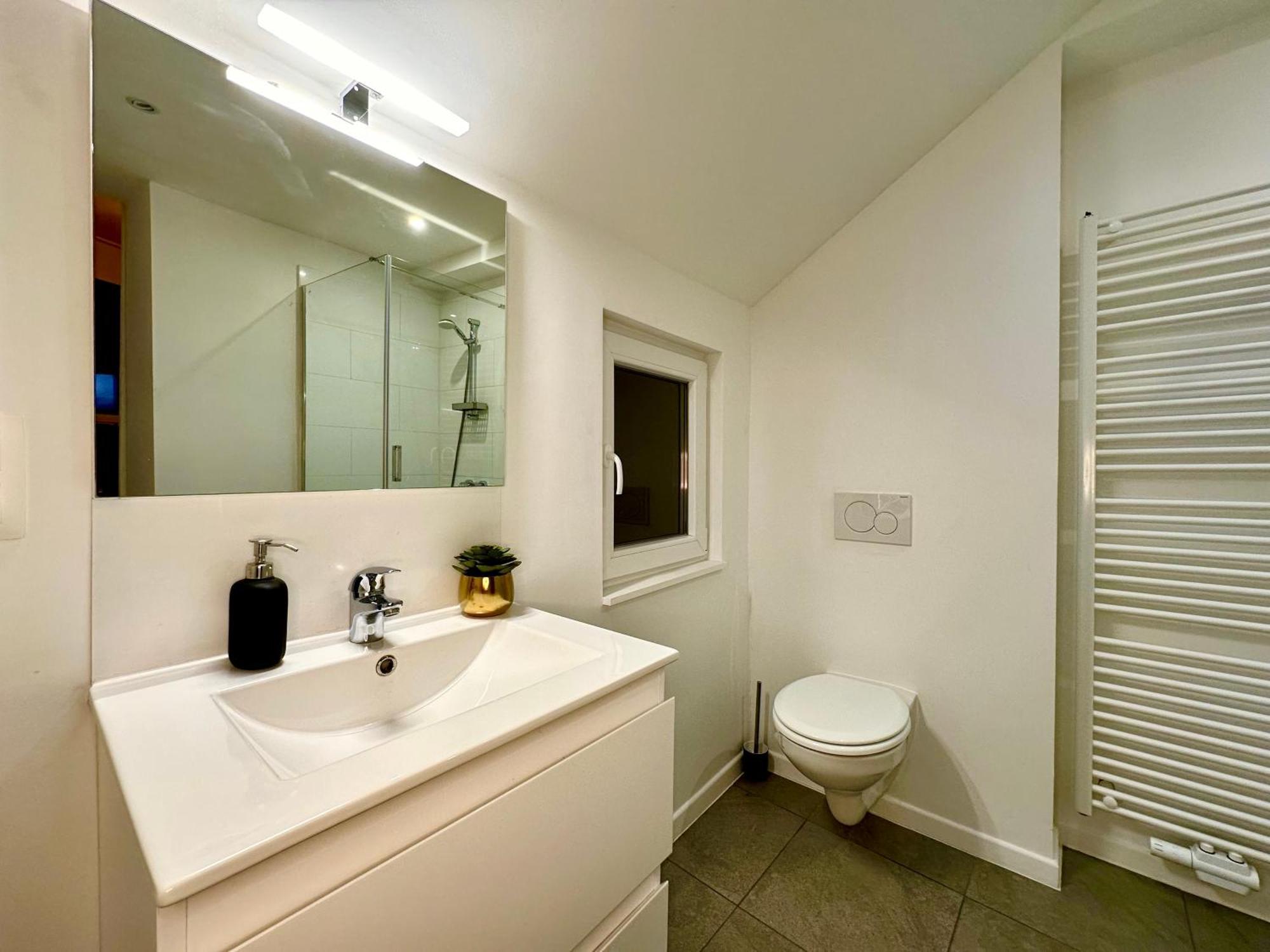 Luxury Suites Mons By Rikas Hotels Exterior photo